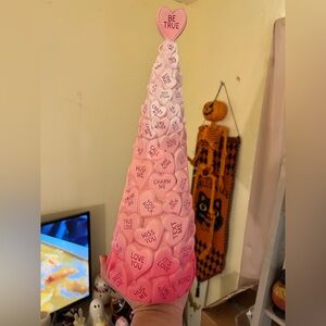 CONVERSATION HEARTS VALENTINES DAY TREE